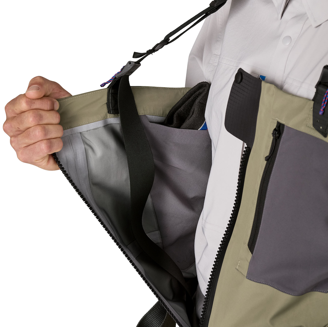 P-28229_Patagaonia_Swiftcurrent_Traverse_Zip_Wathose_RVGN_8