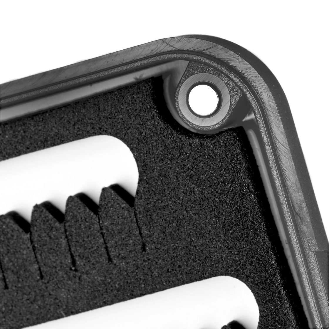 P-24230_fulling-mill_pocket-box_fliegenbox_grey_detail-verschluss