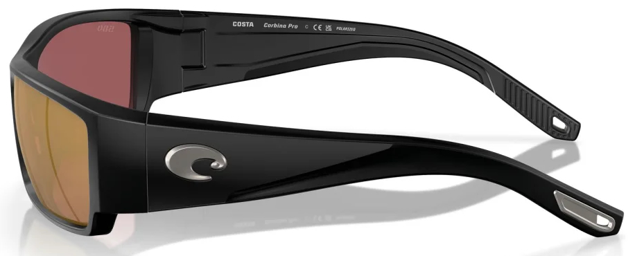 P-28598_Costa_Polarisationsbrille_Corbina_Matte_Black_Gold_Mirror_580G_3 Beispiel mit Glas Gold Mirror