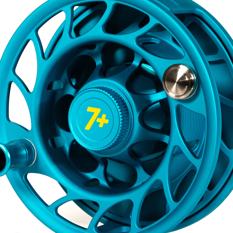 P-26413_Hatch_Iconic_Custom_Kraken_7Plus_Fliegenrolle_6