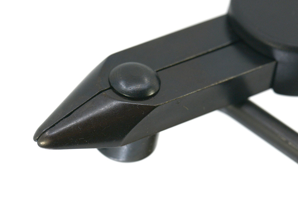 Regal_Medallion_Series_Vise_Big_Game_Jaws_Bronze_Pocket_4