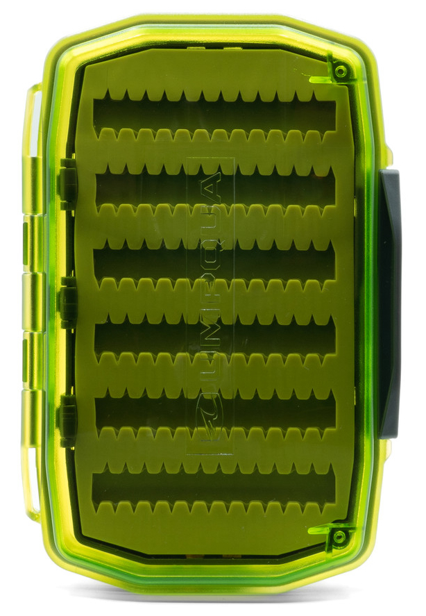 P-26660_Umpqua_UPG_Silikon_WP_Essential_Medium_Hot_Green_