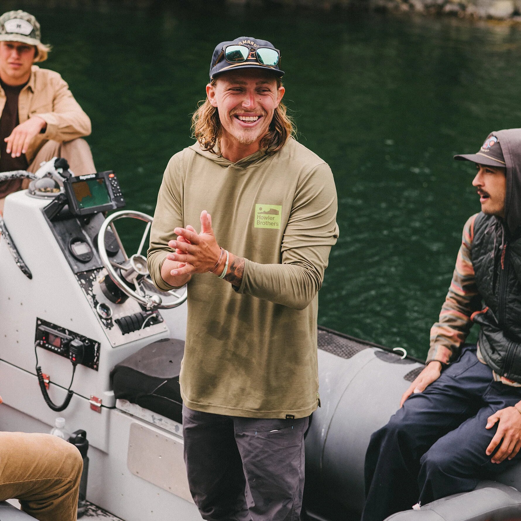 Howler_Brothers_HB_Tech_Hoodie_aloe_Lifestyle_1