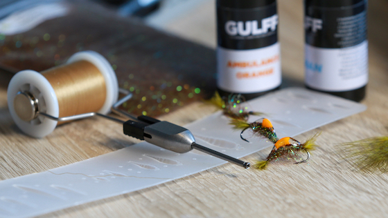 Bindevideo 'Moulded UV Scud' für Meerforelle Bindevideo 'Moulded UV Scud' für Meerforelle