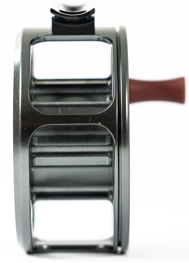 P-27032_Alfa_Srctic_C_Series_Fliegenrolle_Gunsmoke_2