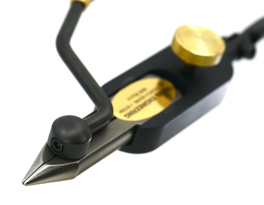 Regal_Medallion_Series_Vise_Stainless_Steel_Jaws_Bronze_P_Base_3
