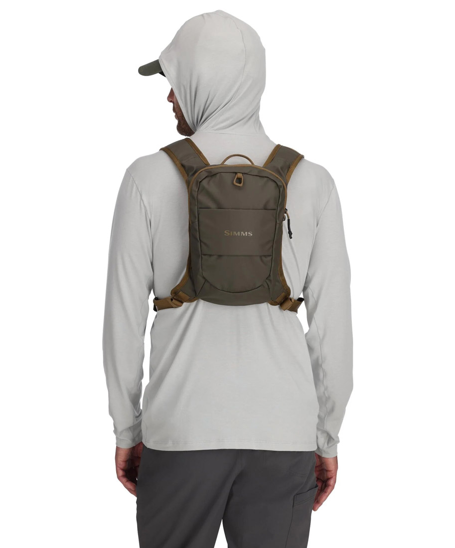 Simms_Headwaters_Chest_Pack_OM3