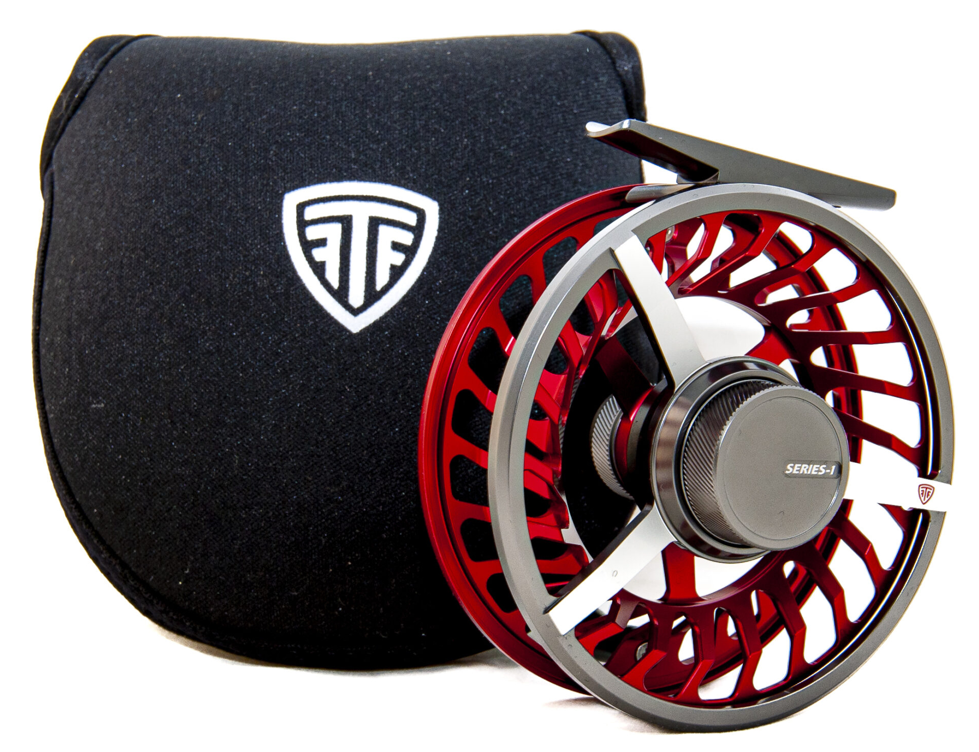 P-21694_TaylorSeries1_Fliegenrolle_RubyRed_Detail2