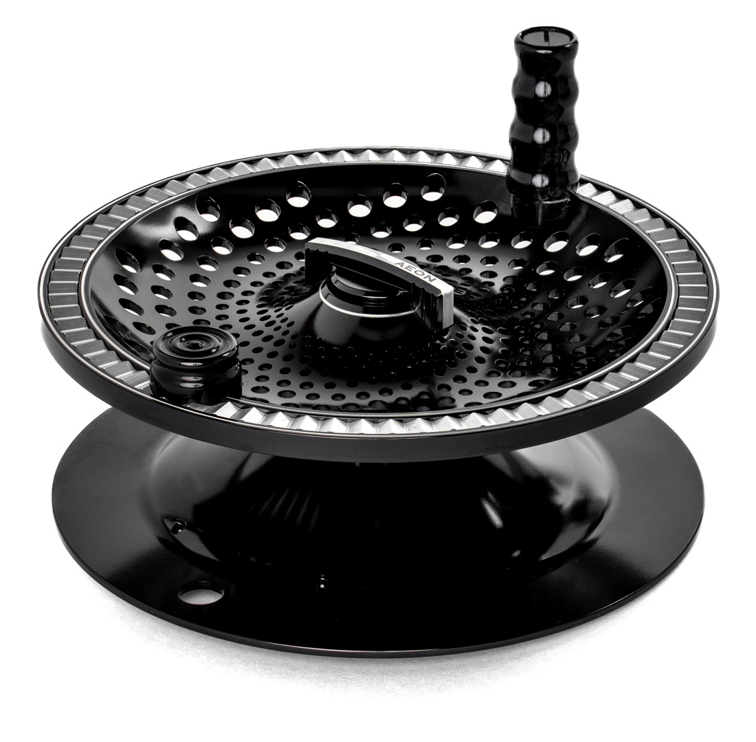 Guideline_AEON_Fliegenrolle_black_silver_2