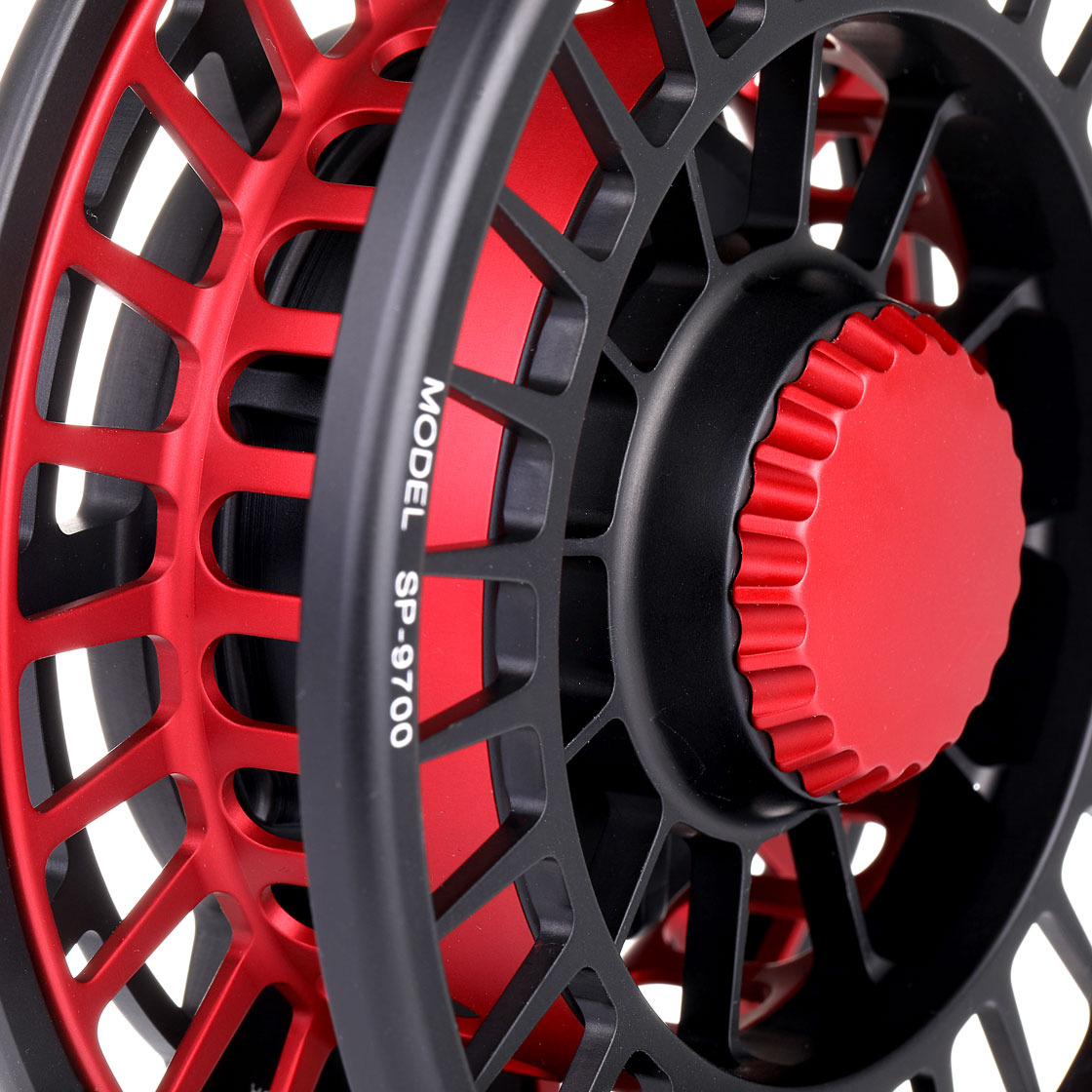 P-18960-3_mako_reel_matte-red_9700_detail