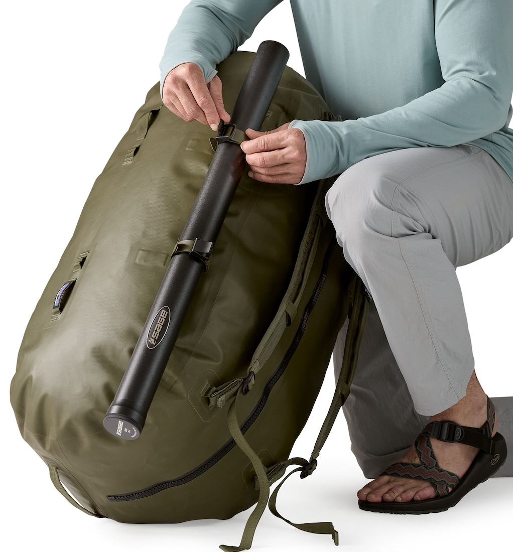 P-27233_Patagonia_Guidewater_Duffel_80L_BSNG_Basin_Green_3