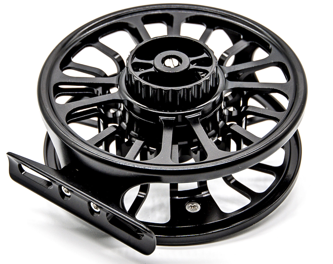 P-25005_Galvan_Torque_Fliegenrolle_Black_2 Beispiel Black