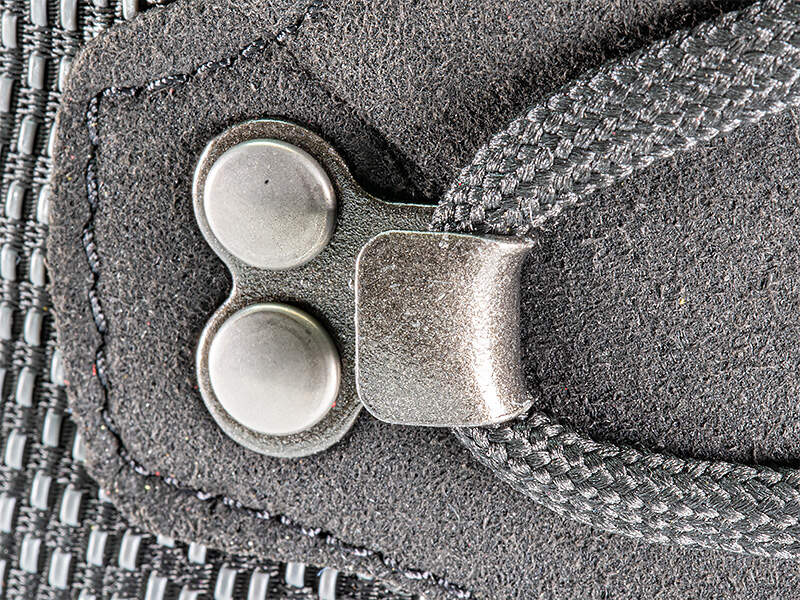 P-24964_Andrew_Creek_Dark_V2_Wet_Grip_Watschuh_4