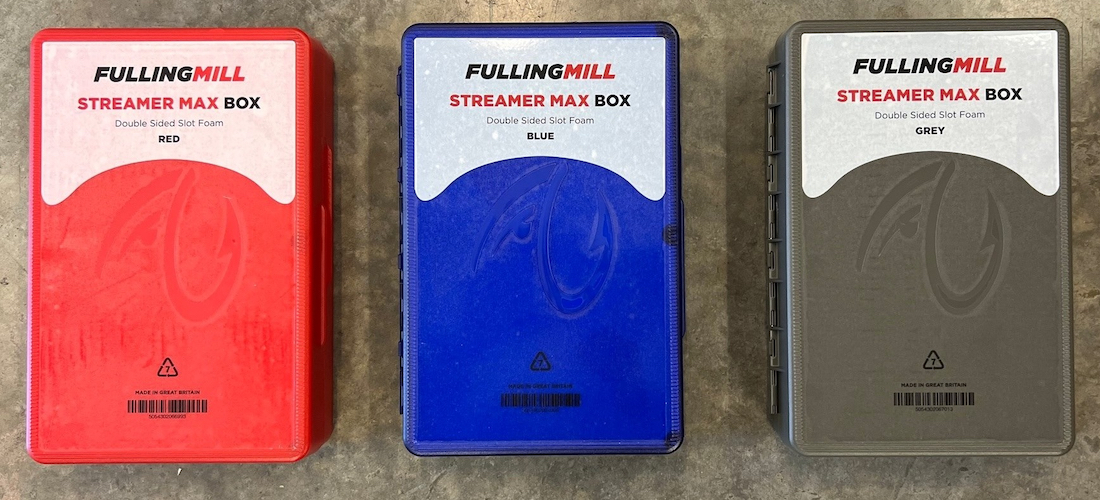 P-24244_Fulling_Mill_Streamer_MAx_Fliegendose_Rot4VSP5skr3Ua671