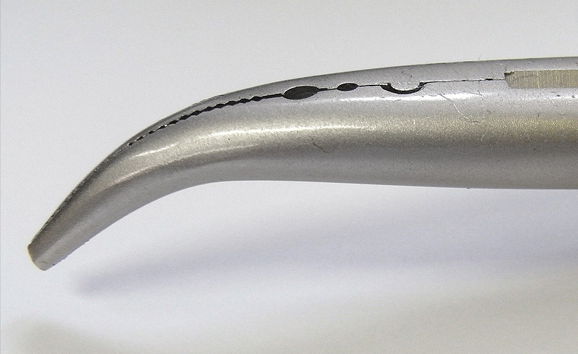 Spro_Universal_Zange_gebogen_18_cm_2