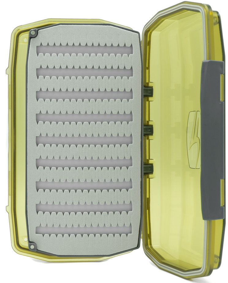 P-26663_Umpqua_UPG_Silicone_Water_Proof_Wekender_-Large_Claret_3