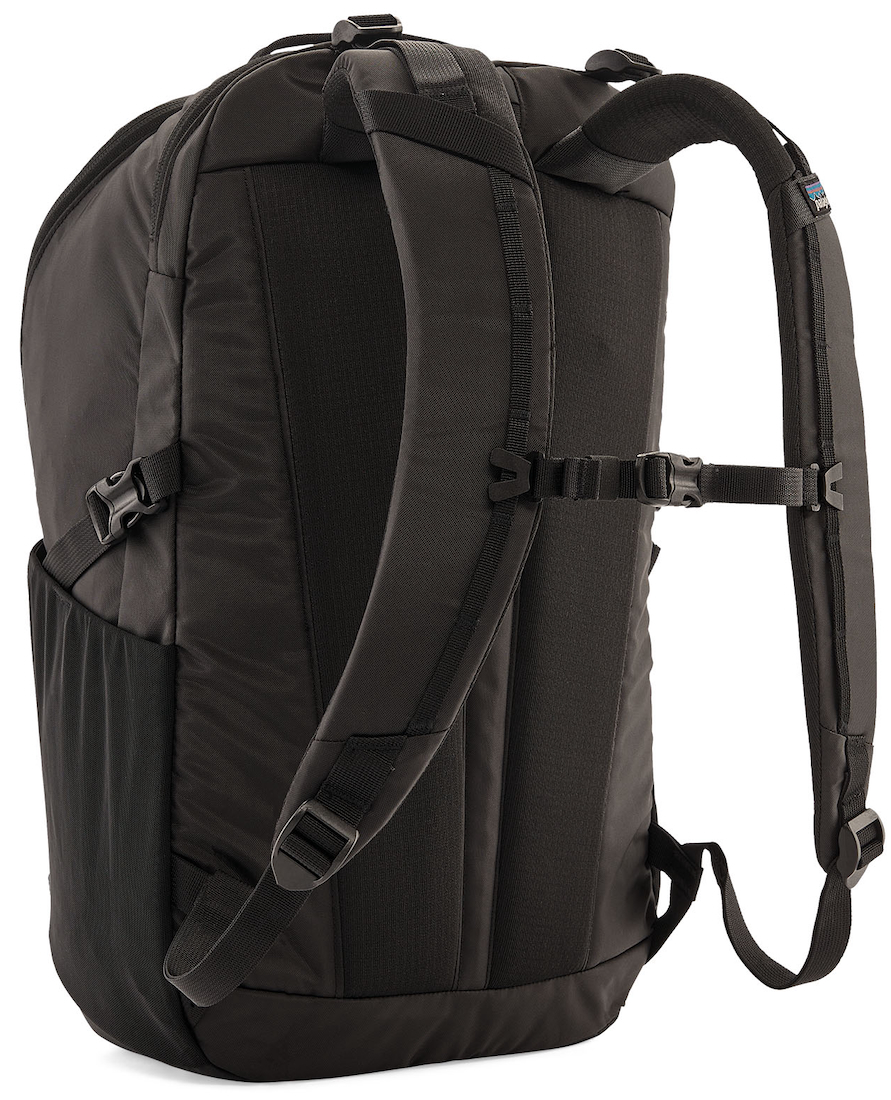 P-28126_Patagonia_Refugio_Backpack_30L_BLK_