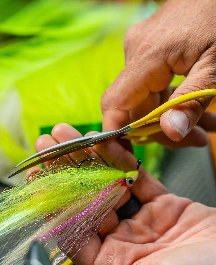 P-23256_Loon_Ergo_Prime_Curved_Shears_with_Precision_Peg_Schere_black_2 Beispiel (andere Farbe)