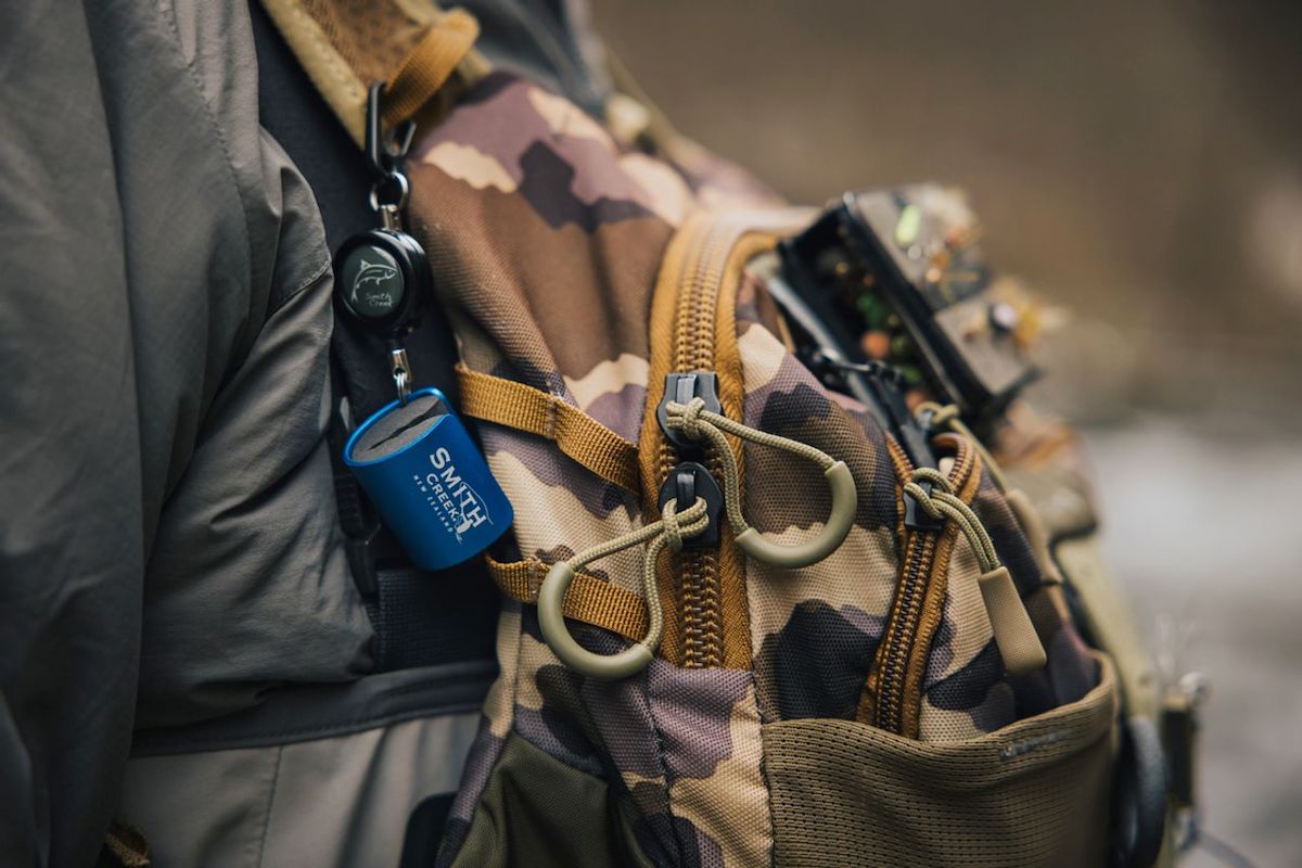 Smith_Creek_Rod_Clip_Rutenclip_Rutenhalter_mit_Zinger_Lifestyle_1