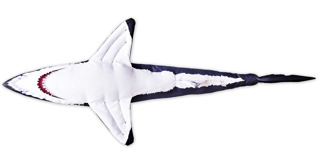 P-29206_Fischkissen_Kuscheltier_Weisser_Hai_120cm_rucken
