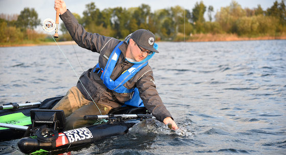 Fliegenfischen vom Bellyboot  Fliegenfischen vom Bellyboot