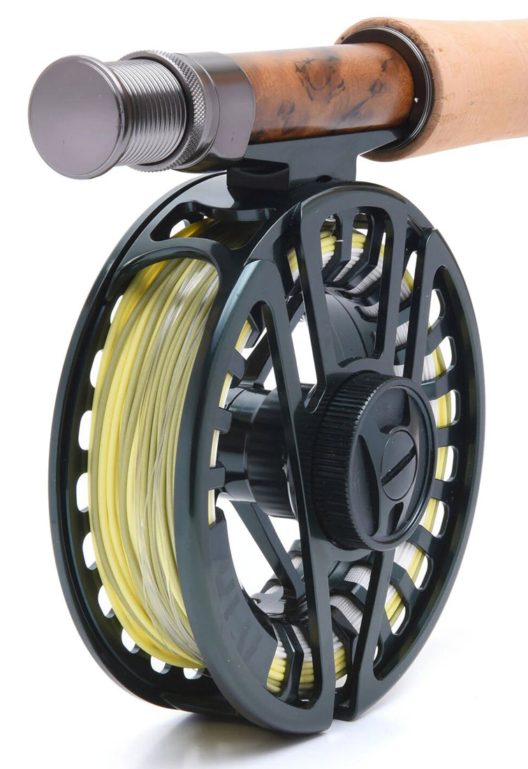 Vision_Trout_Outfit_1