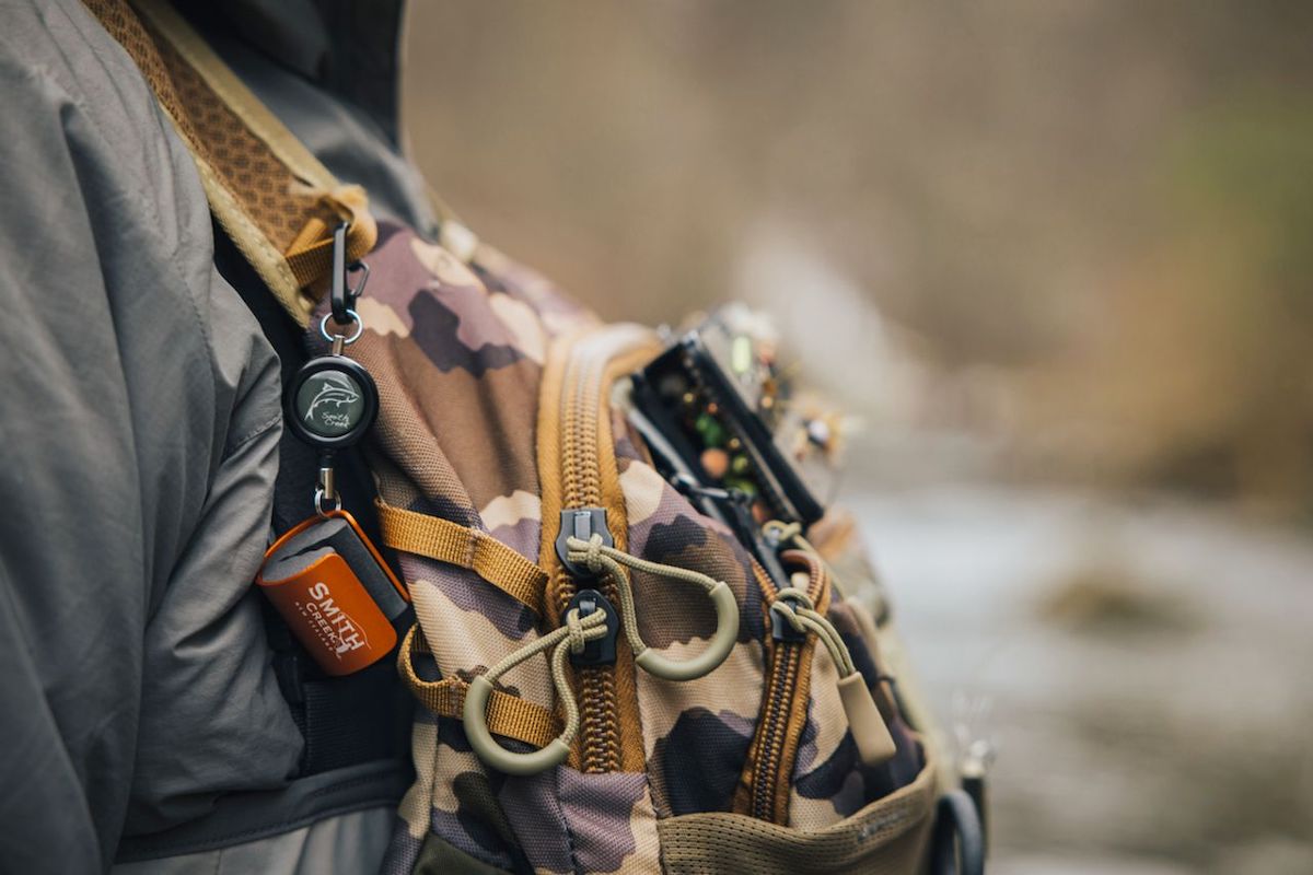 Smith_Creek_Rod_Clip_Rutenclip_Rutenhalter_mit_Zinger_Lifestyle_4