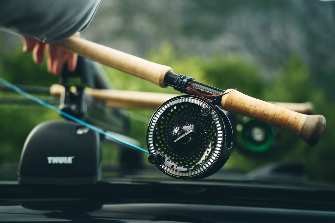 Guideline_AEON_Fliegenrolle_Lifestyle_black_silver_2