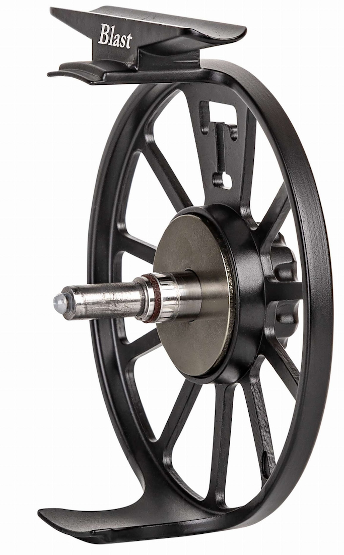 P-26446_Traper_Blast_Fliegenrolle_2