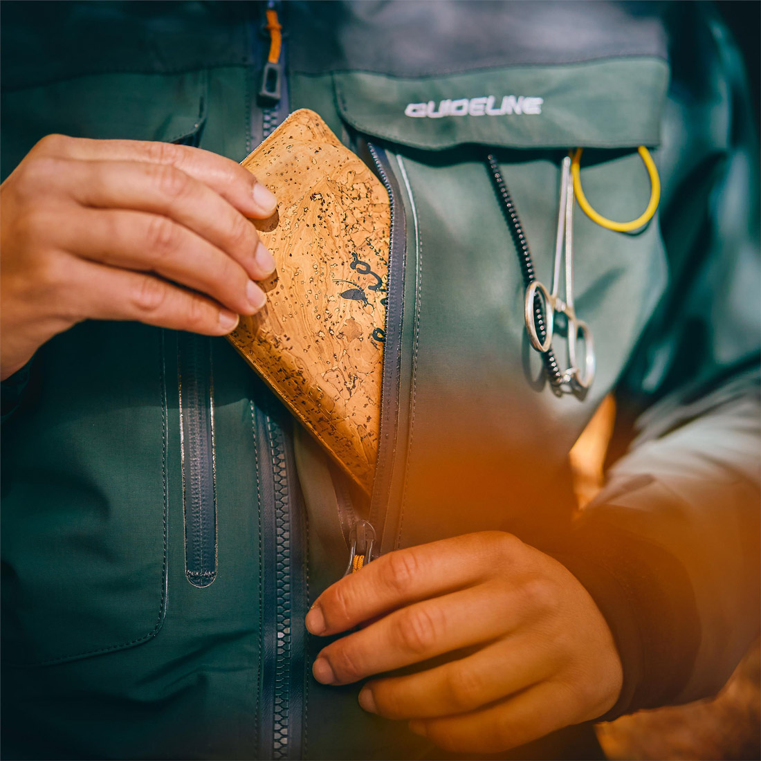 Guideline_Women_Laerdal_Wading_Jacket_3