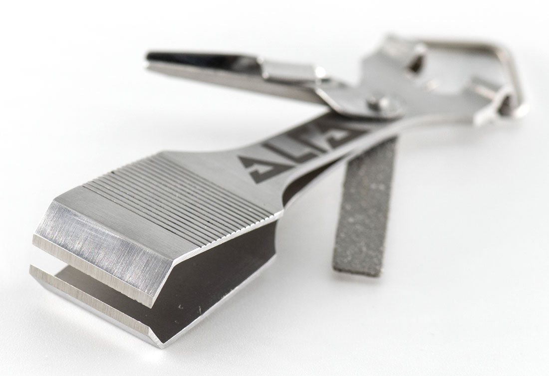 Alfa_Line_Nipper_Salmon_4in1_Schnurknipser_2