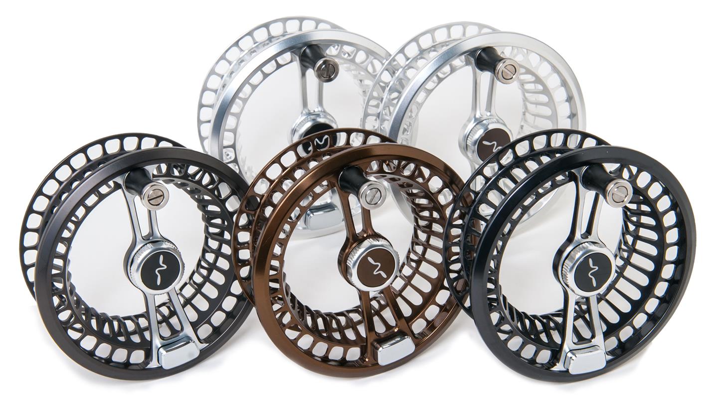 WEB_Image_Fario_LW__68_Spool_-_Chrome_Bronze__10294450820555titel