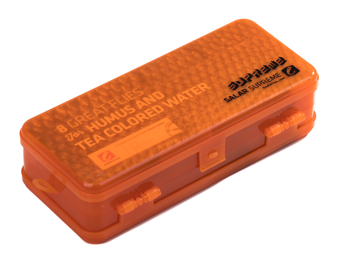 frodinflies_box_humus_and_tea_colored_water_1