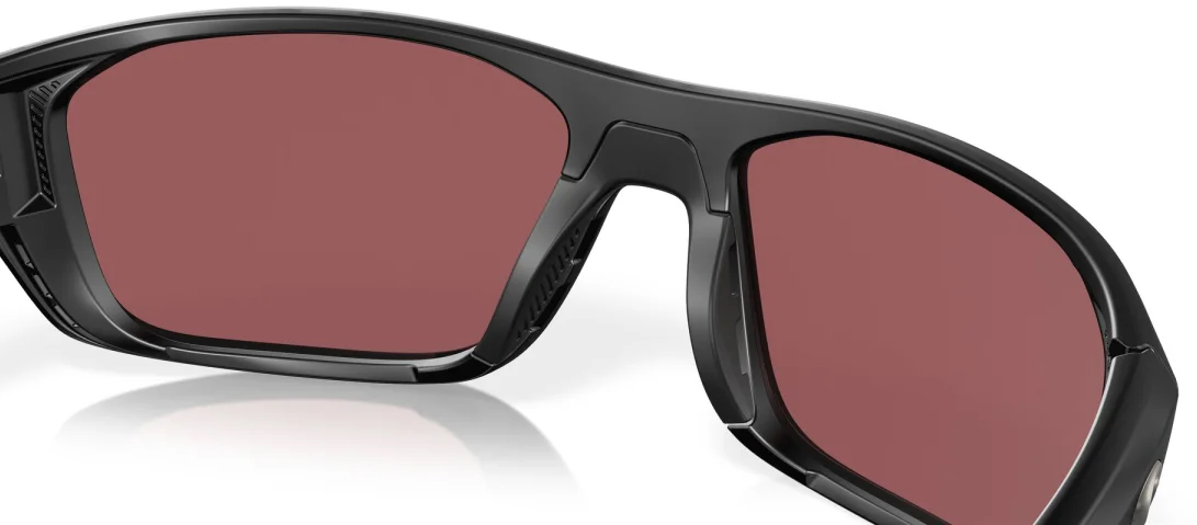 P-27901_Costa_Polarisationsbrille_Whitetip_Pro_Matte_Black_Gold_Mirror_580G_4