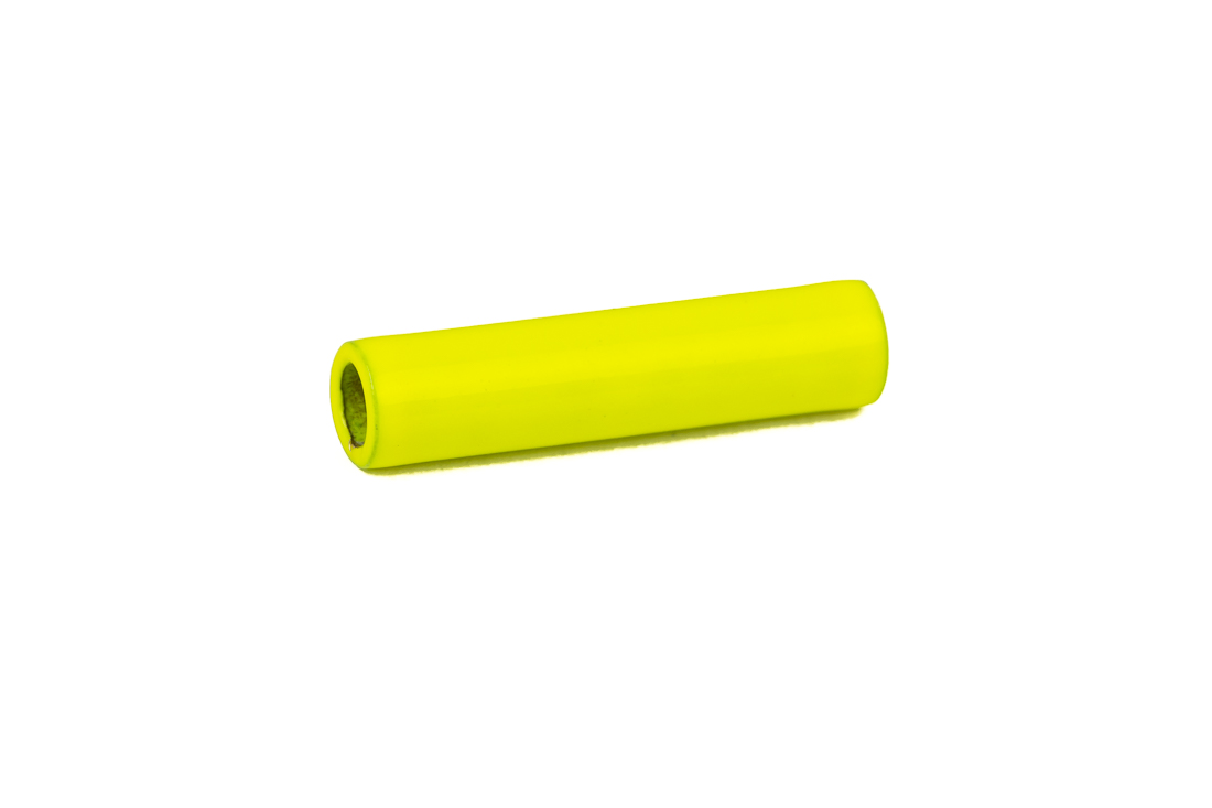 fluo yellow chartreuse