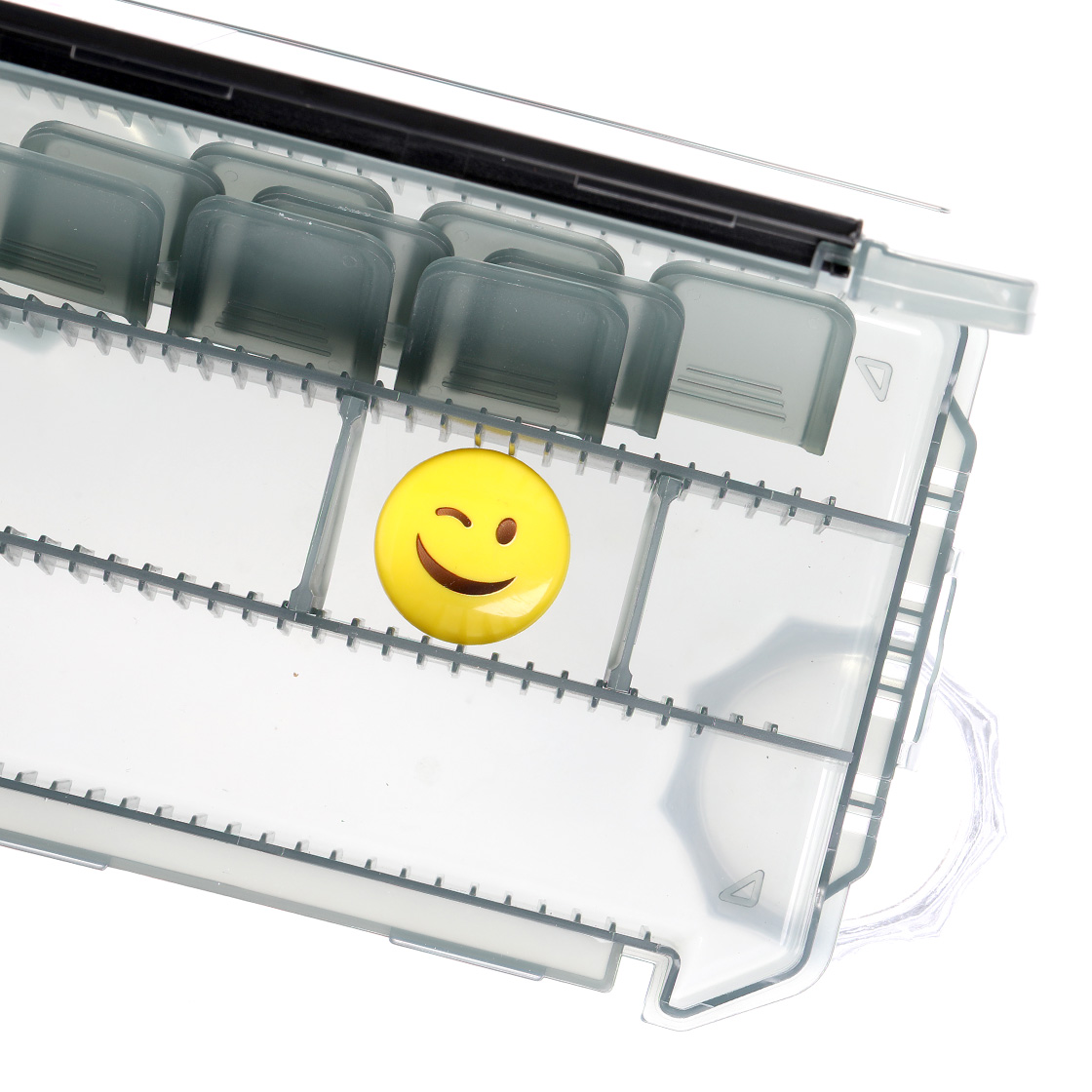 P-27519_Fliegenbox-je-Seite-6-Facher-14-x-10-4-x-3-4-cm_