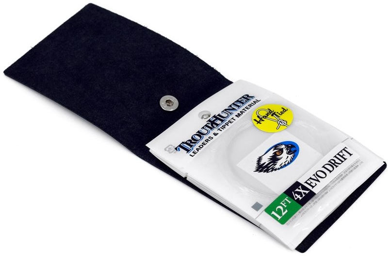 P-28417_Trout_Hunter_Leader_Wallet_Dark_Brown_Vorfachtache_4