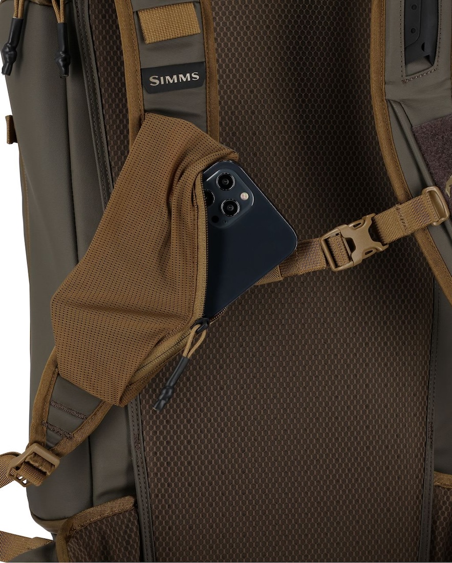 P-28363_Simms_Headwaters_Backpack_Hickory_7