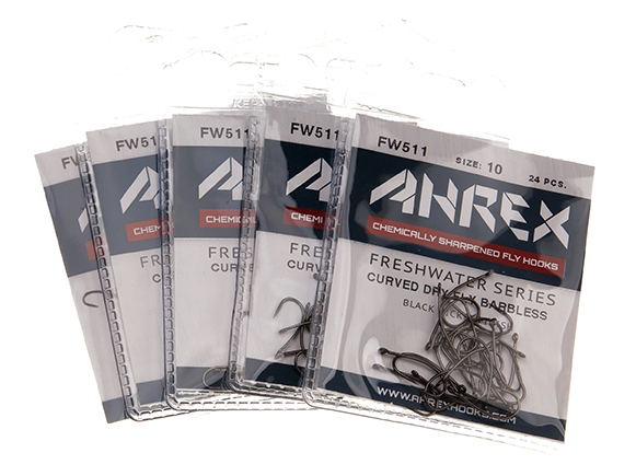FW511-Curved-Dry-Fly-Barbless-Group-Picture-All-Sizes