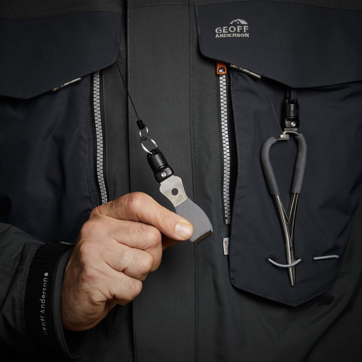 Geoff_Anderson_WS7_Watjacke_black_detail_2