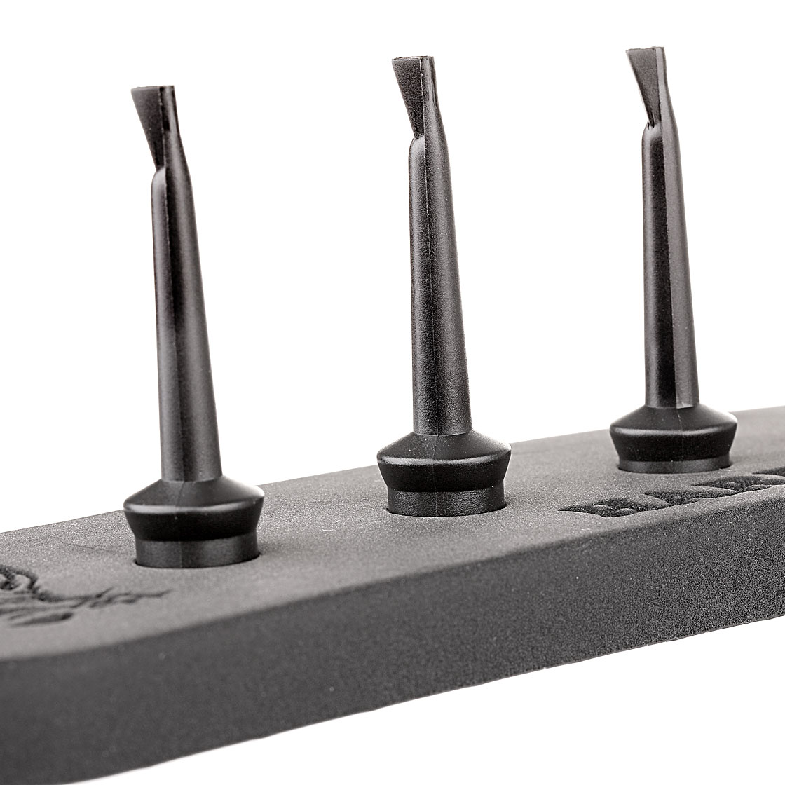 P-17155_hareline_fly-display_3