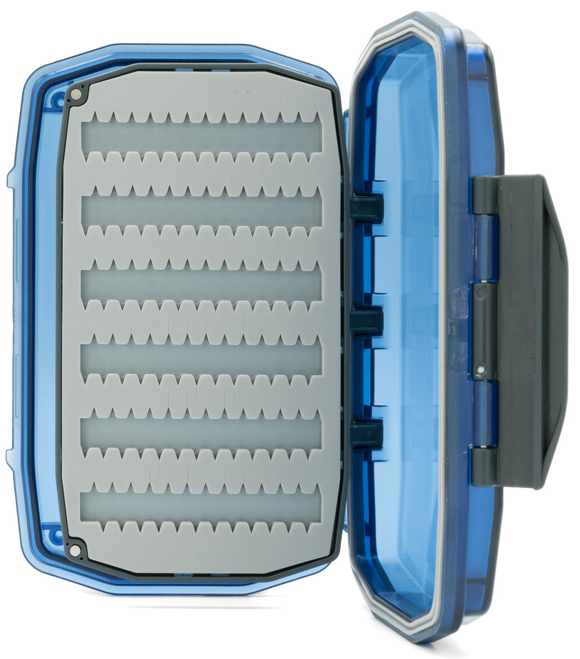 P-26659_Umpqua_WP_Silikon_Essential_Medium_Blue_Fliegendose_3