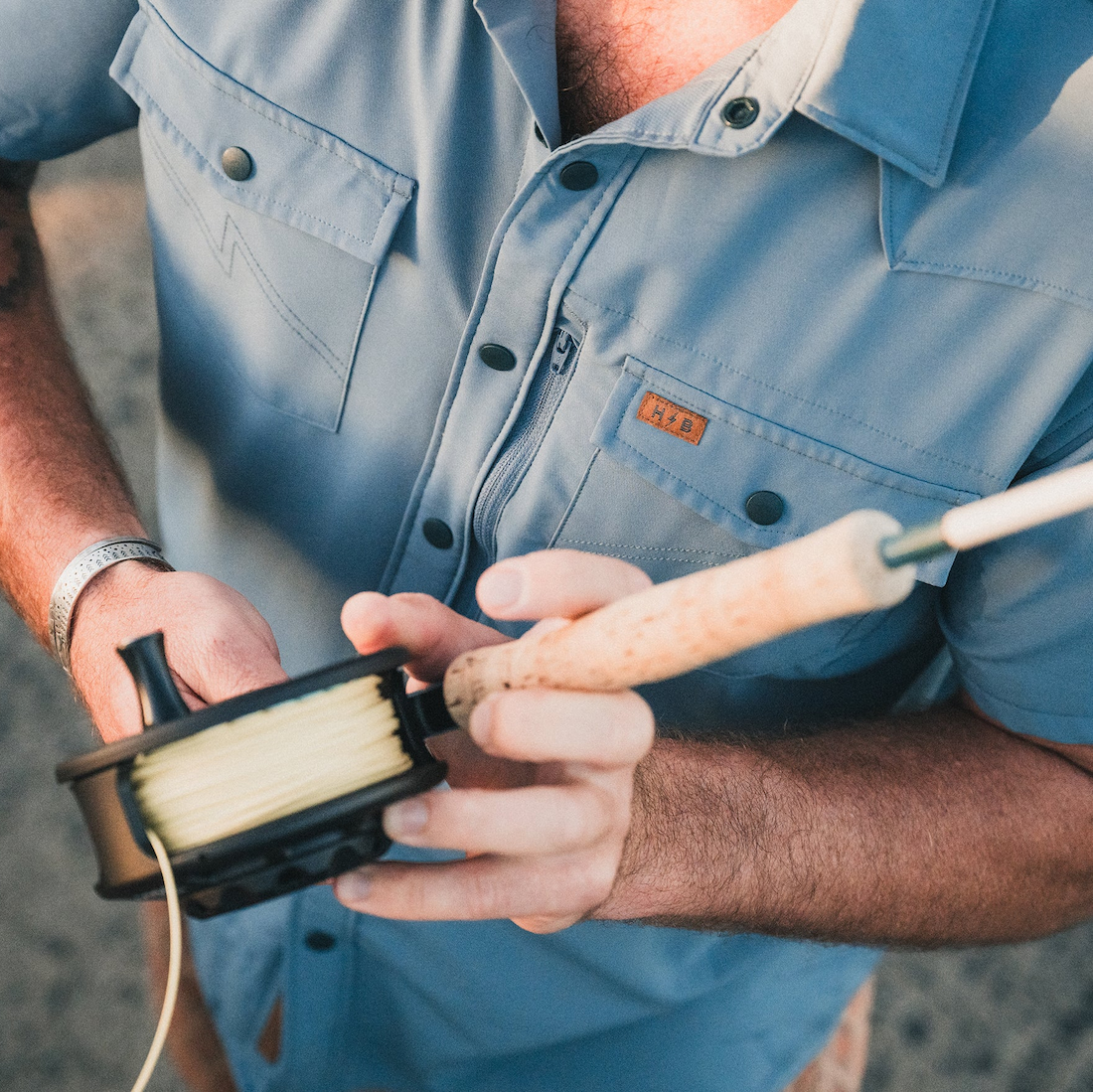 P-25809_Howler_Brothers_Emerger_Sunshade_Hirt_Berges_Blue_2
