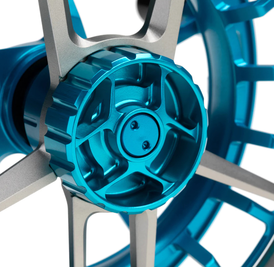 P-23296_Waterworks-Lamson_Litespeed_Fliegenrolle_Ultramarine_