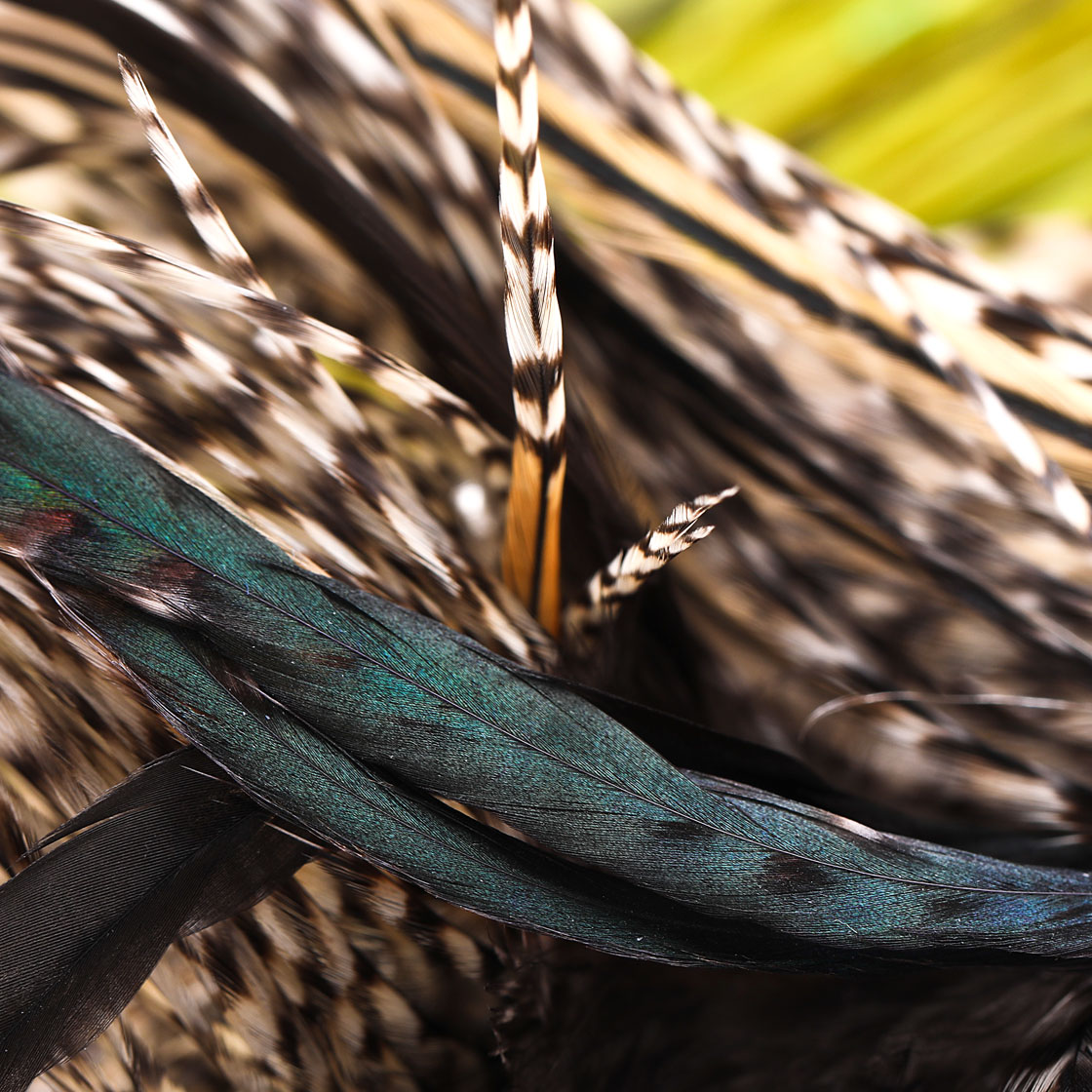 P-25418_Whiting-Bronze-1_2-Saddle_detail-2