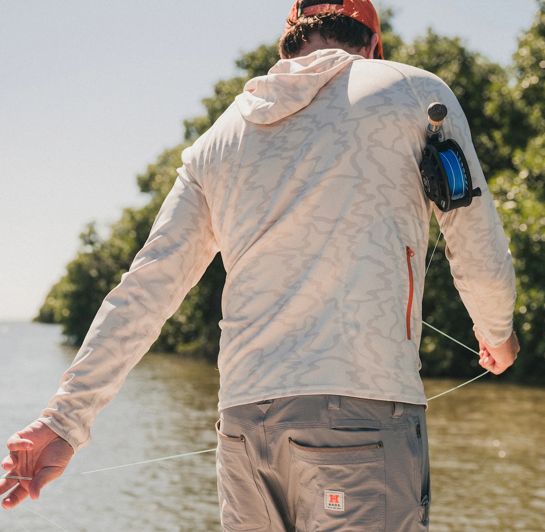 P-25815_Howler_Brothers_Loggerhead_Hoody_Off_White_lifestyle_