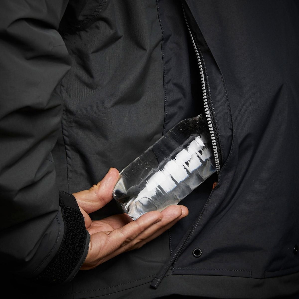 Geoff_Anderson_WS7_Watjacke_black_detail_7
