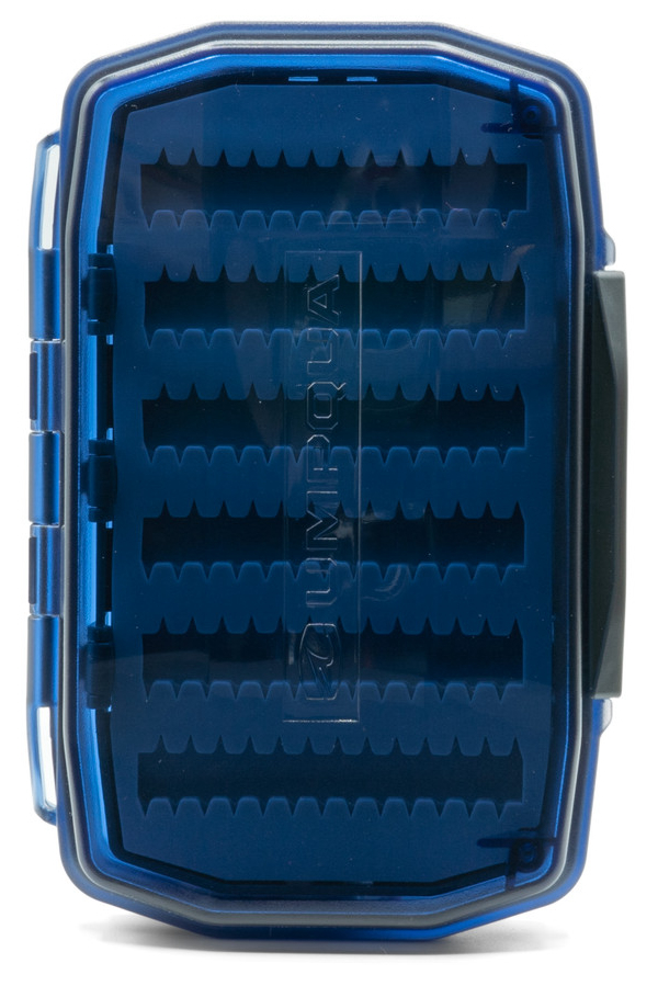 P-26659_Umpqua_WP_Silikon_Essential_Medium_Blue_Fliegendose_