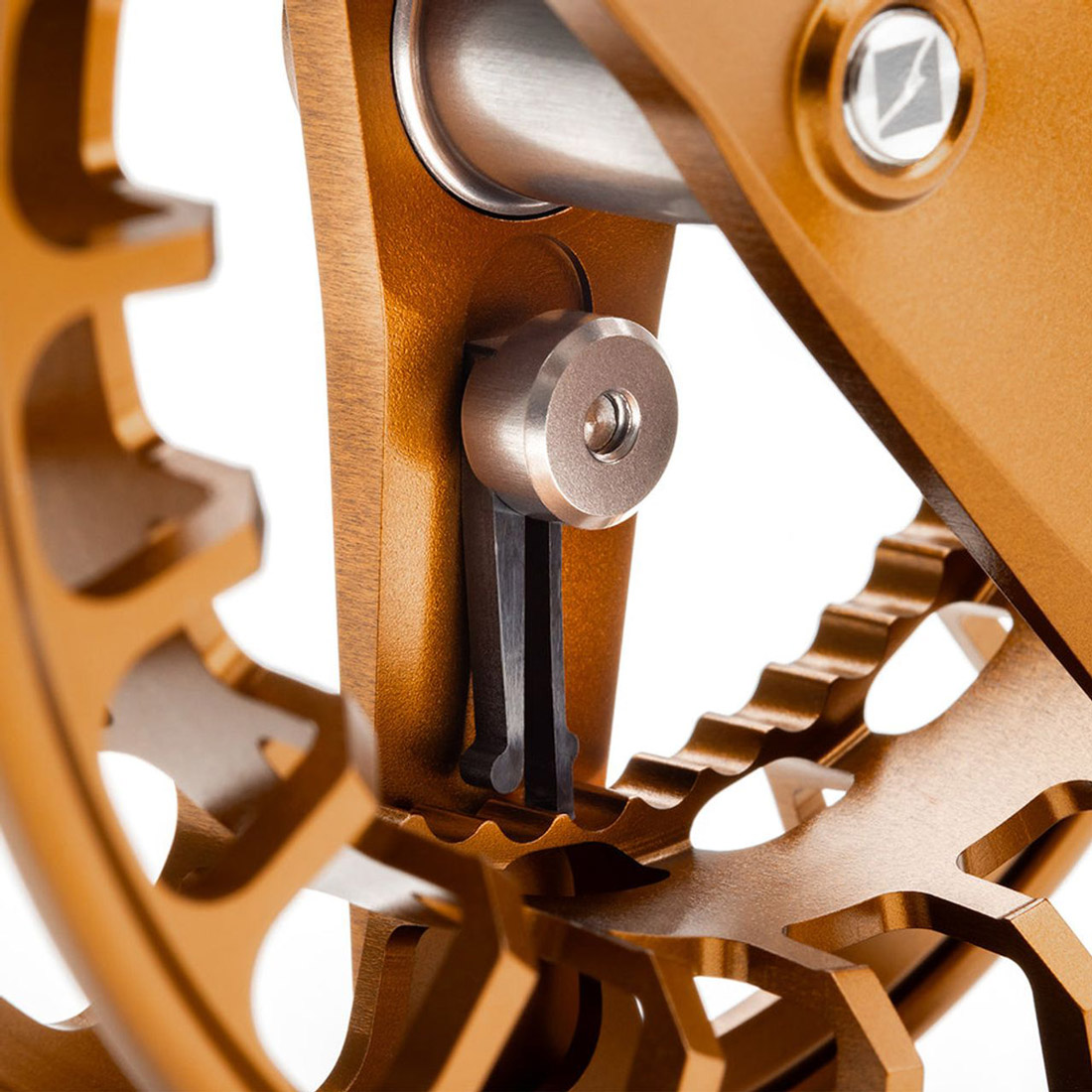 Lamson_Purist_II_Fly_Reel_whiskey_4