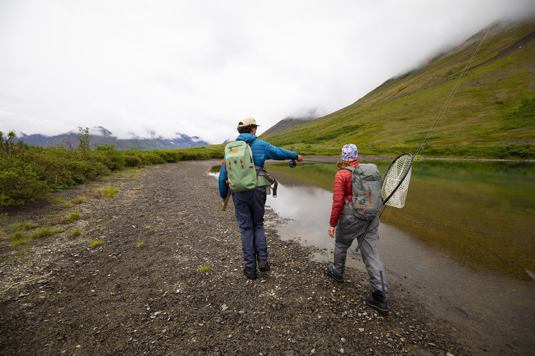 Fishpond_Thunderhead_Submersible_Backpack_Eco_Promo_4 Beispiel Yucca